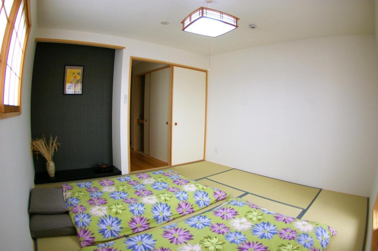 Vegan Minshuku Sanbiki Neko Hotel Kyoto Exterior foto
